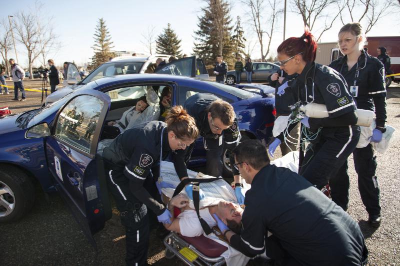 news-archive-mock-disaster-hands-on-training-remove-victim-from-car.jpg