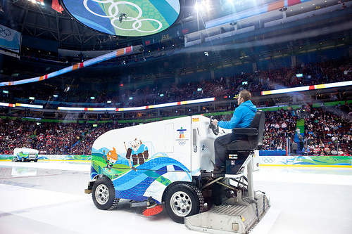 J.J. Straker resurfaces the ice at the Vancouver Olympics 2010