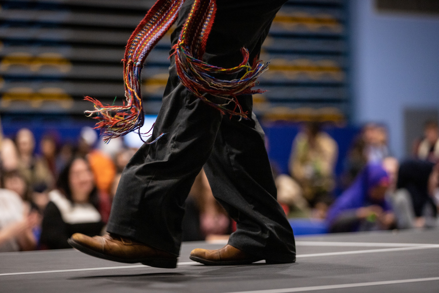 A Metis jigger on stage
