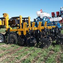 Strip tilling and precision planting equipment used by Farming Smarter and Lethbridge College researchers.